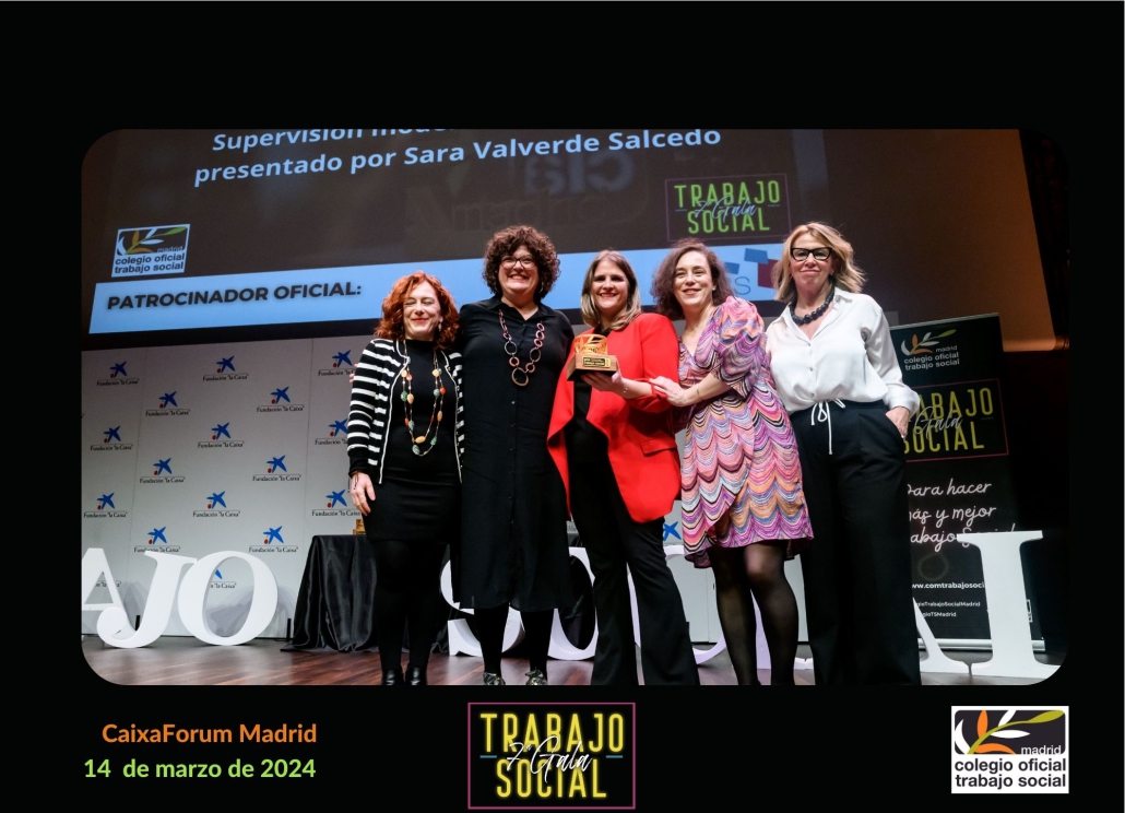 Imagen de las premiadas en la categoría de Formación en los pasados Premios Trabajo Social 2024